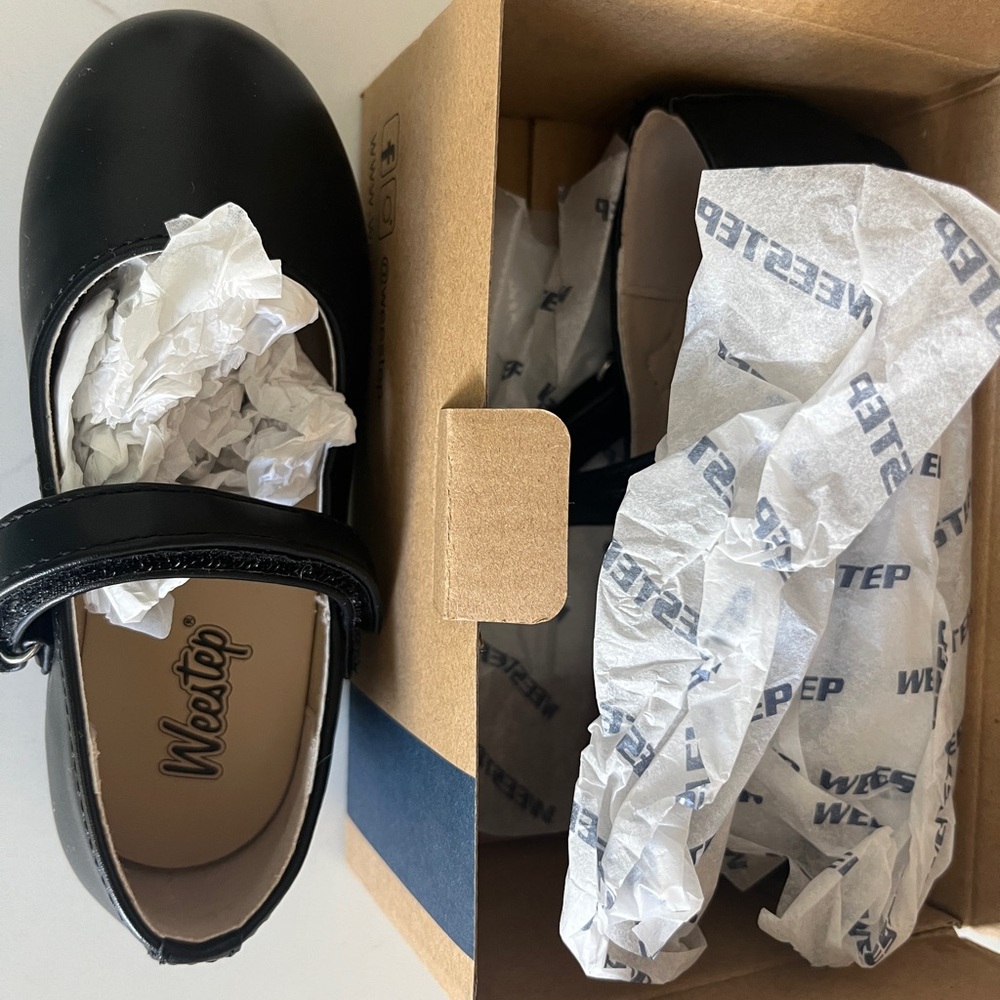 Girls dress shoes